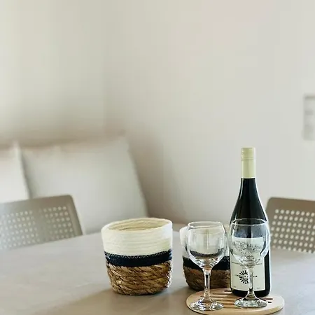 Gargarou Residences Kómboi