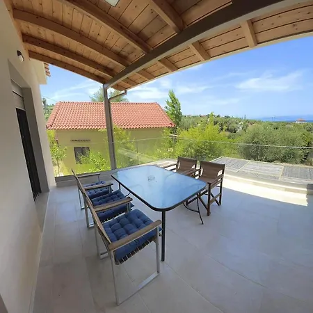 Gargarou Residences
