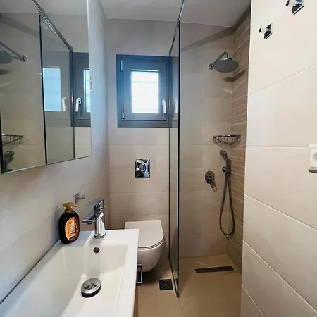 Gargarou Residences Apartamento *