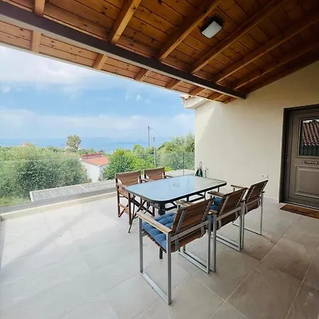 Gargarou Residences Kompoi