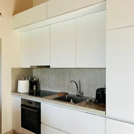 Gargarou Residences Apartman Kómbi